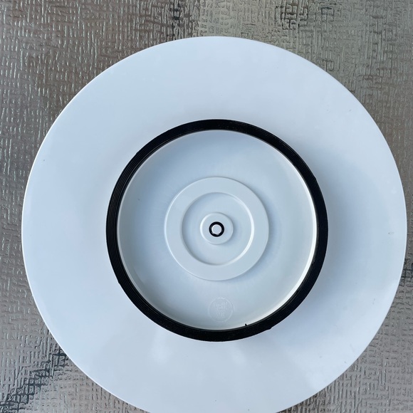 French Bull Ziggy Lazy Susan – 15.75” Vibrant Rotating Melamine Platter - Picture 5 of 10